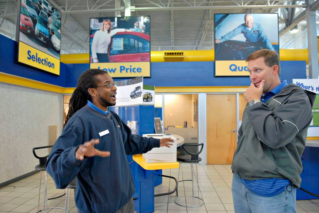CarMax or a Traditional Dealership Which is Better for Buying a Used Car?
