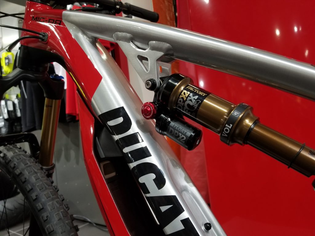Ducati MIG-RR shock detail