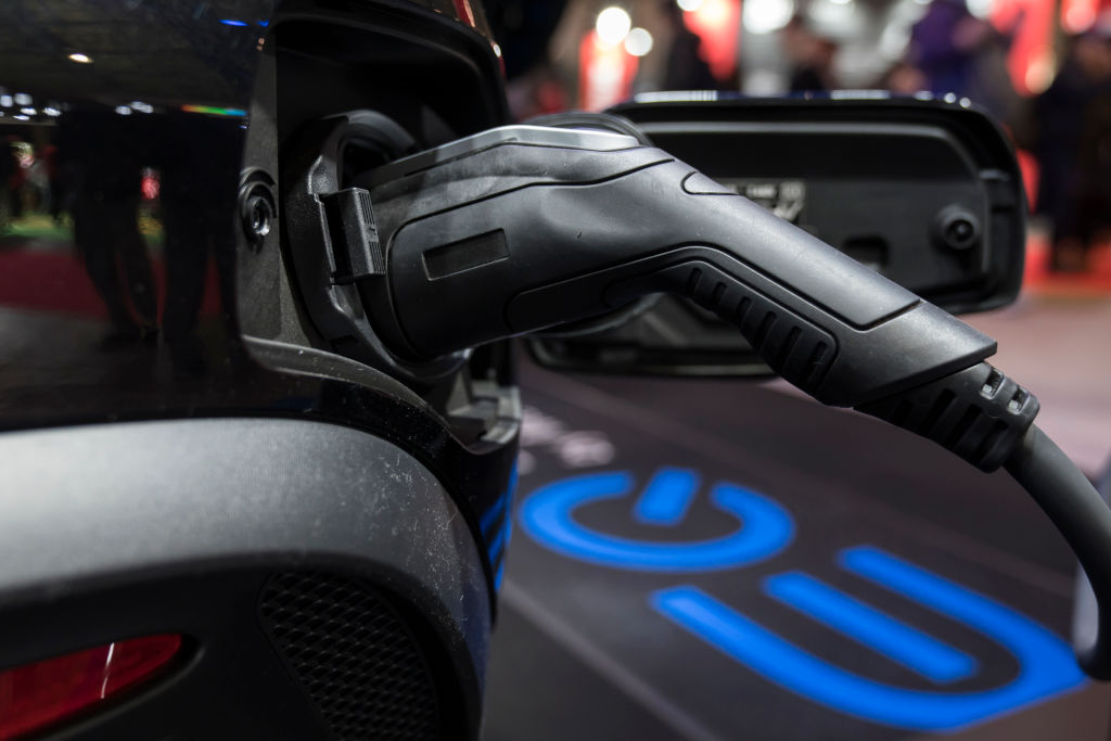 What's Going to Be the Driving Range on Electric Cars in 2021?