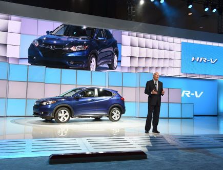 What Features Come Standard on the Honda HR-V?