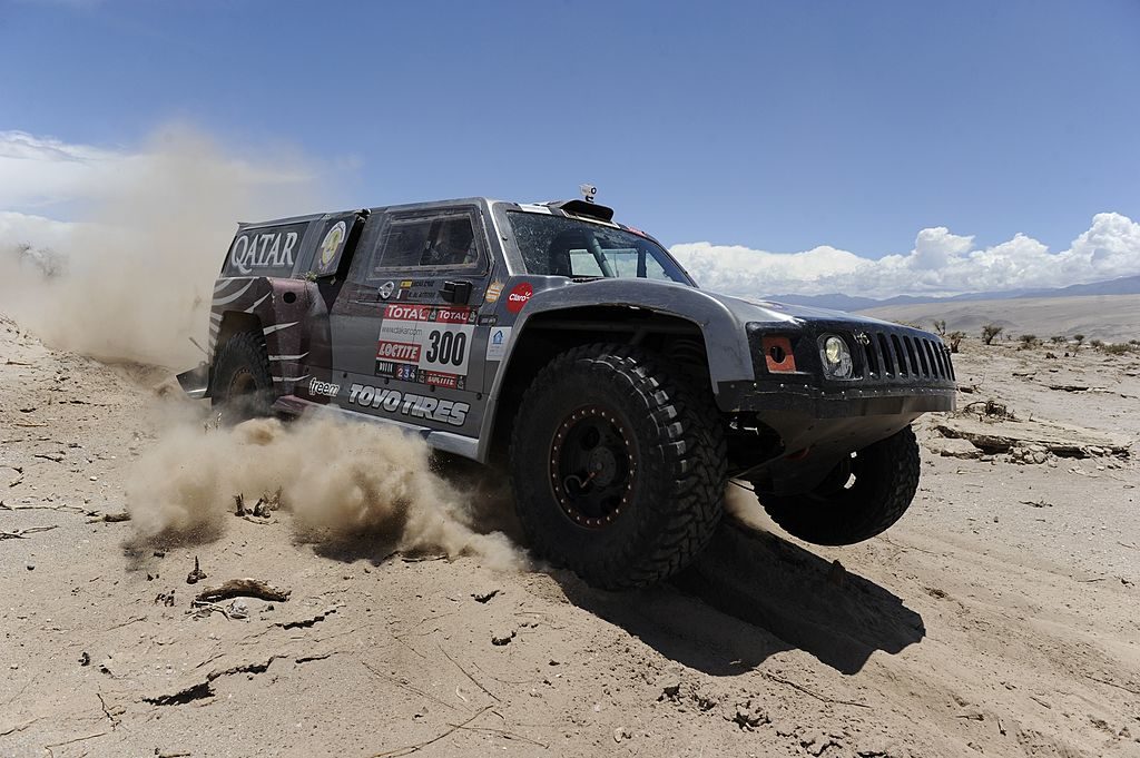 Hummer Off-Roading