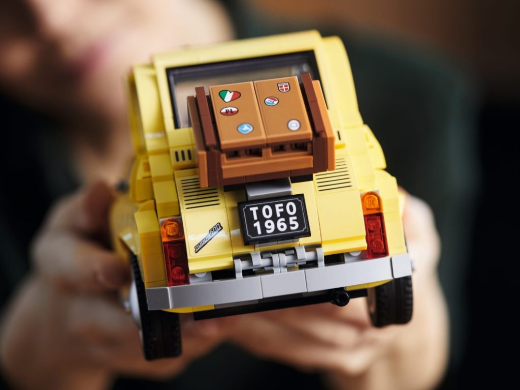 Lego Fiat 500 rear