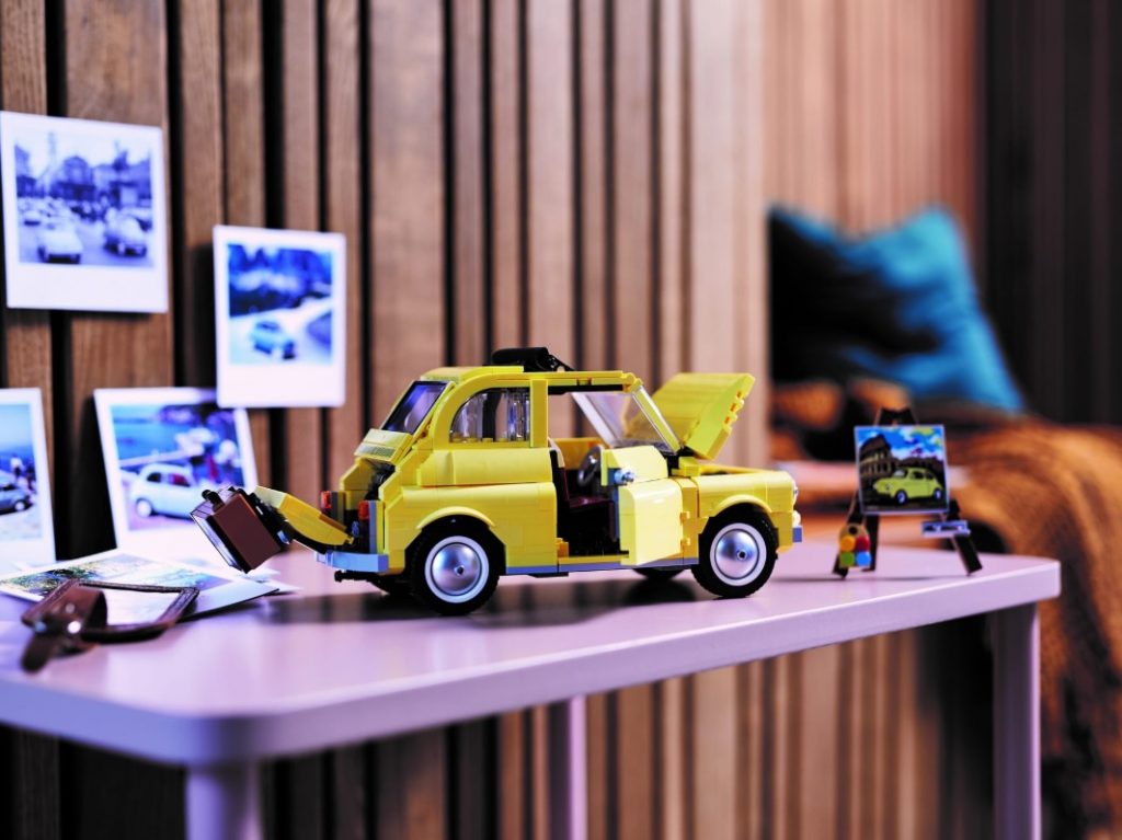 Lego Fiat 500 side unfolded