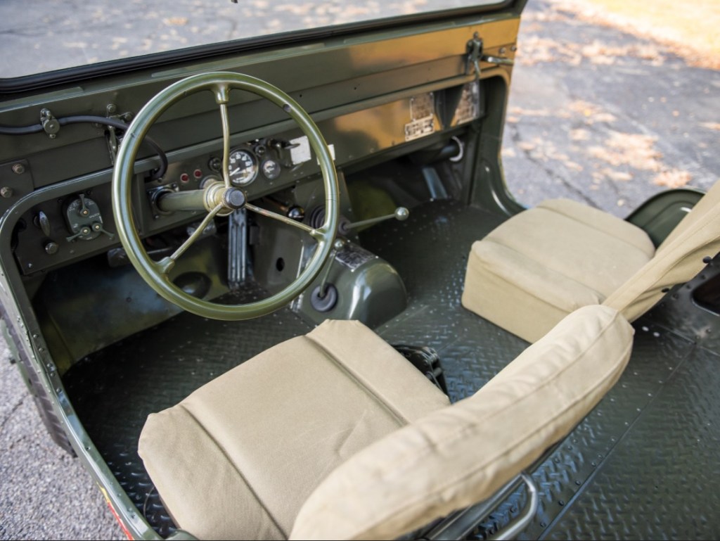 1963 AMC Mighty Mite M422A1 interior