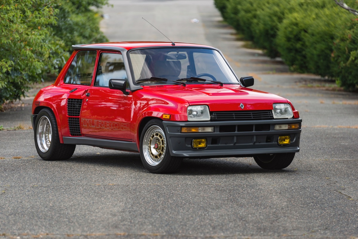 Renault 5 Turbo Mid Engine Rwd Rally Racer Hatchback