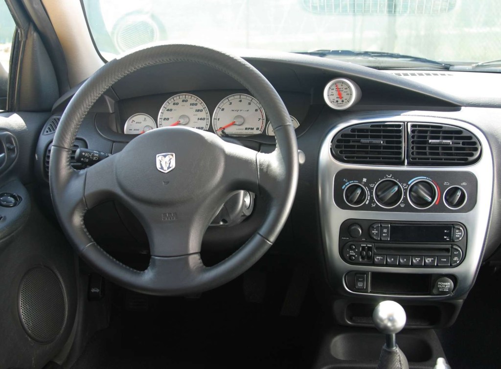 2003 Dodge Neon SRT-4 interior
