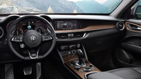2020 Alfa Romeo Stelvio interior