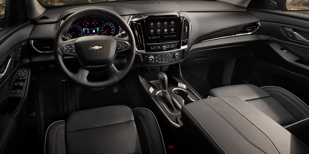 2020 Chevrolet Traverse interior