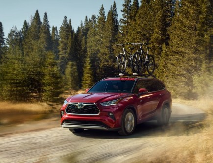 The 2021 Toyota Highlander Hybrid Shares First Place With This 2020 Ford Model