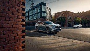 2020 Toyota Highlander driving down city street