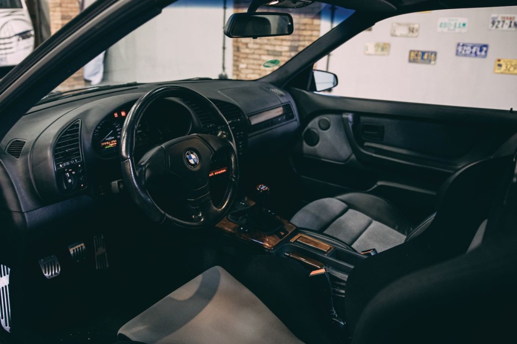 BMW 318 Compact E36 Hartge | Sothebys