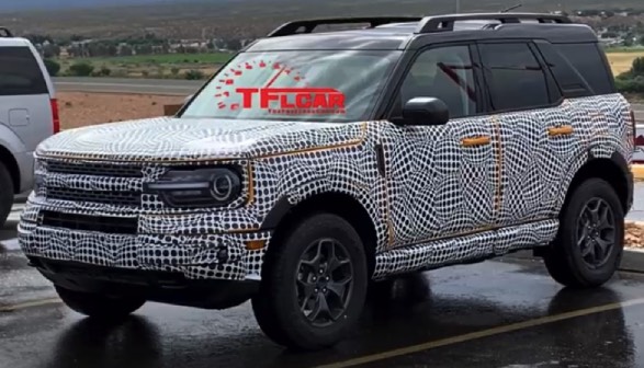 2021 Ford Bronco Spotted In The Wild And It S Bright Orange