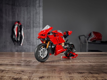Build the Ferrari of Motorcycles With Lego’s New Ducati Panigale Set