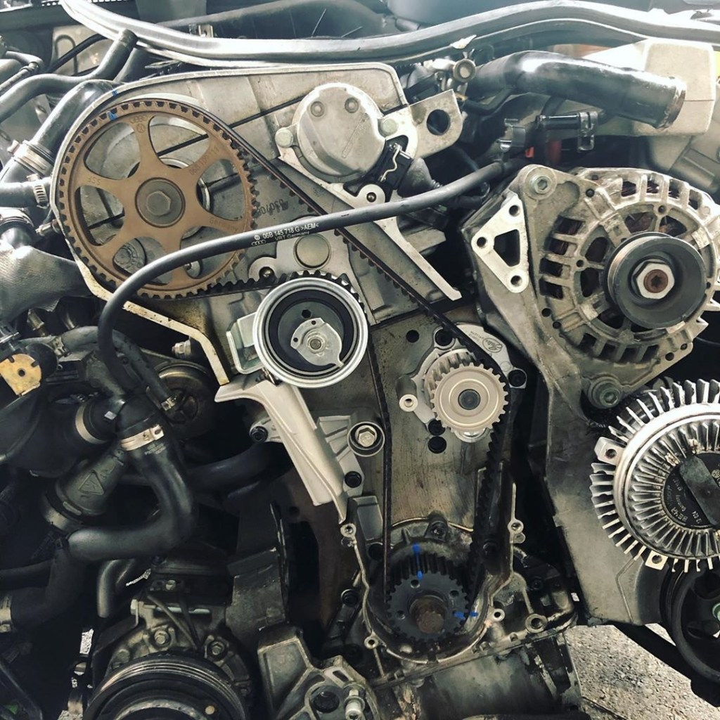 Timing belt exposed