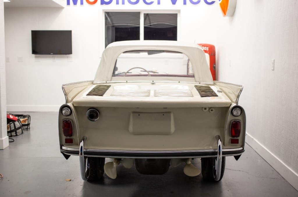 1964 Amphicar rear