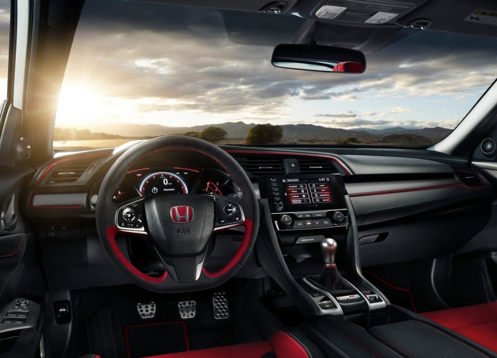 Black-and-red interior of the 2020 Honda Civic Type R
