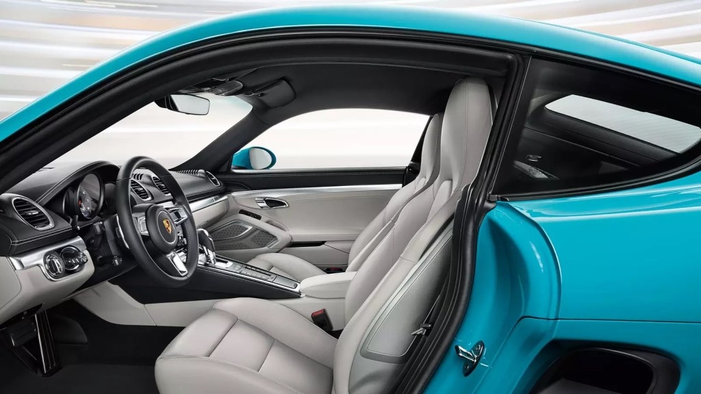 2020 Porsche 718 Cayman interior