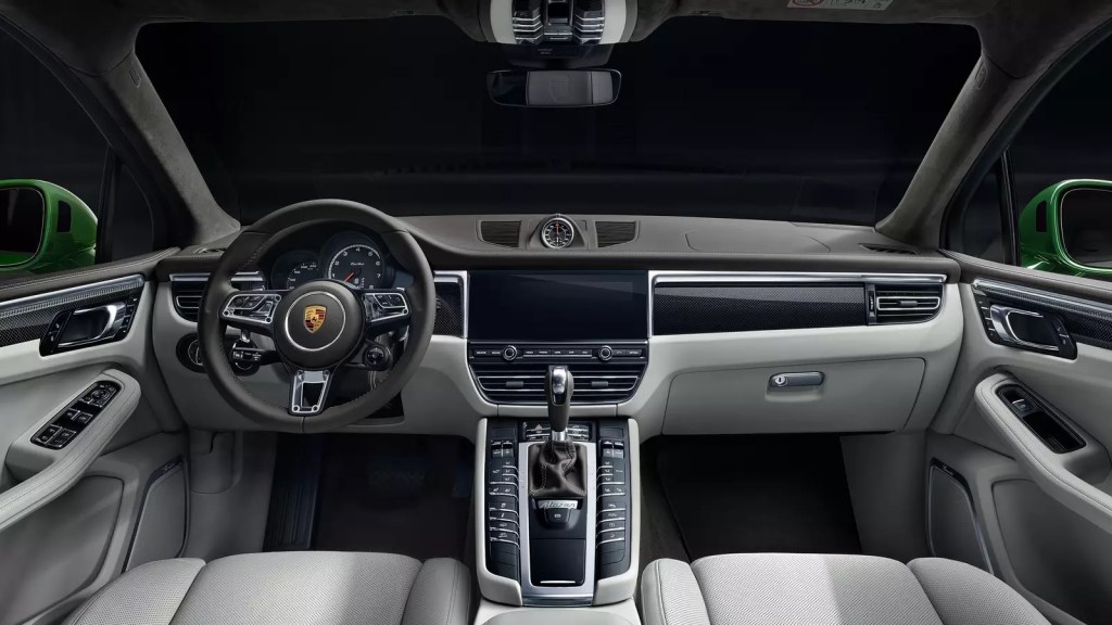 2020 Porsche Macan Turbo interior