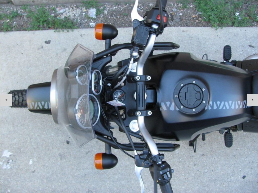 2020 Royal Enfield Himalayan handlebar details