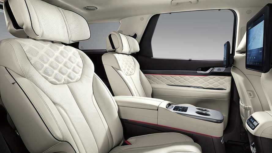 executive seating in the calligraphy VIP package that is not available in the US version of this crossover SUV
