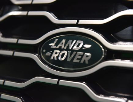 Consumer Reports Hated Land Rover’s 2020 Midsize SUV Lineup