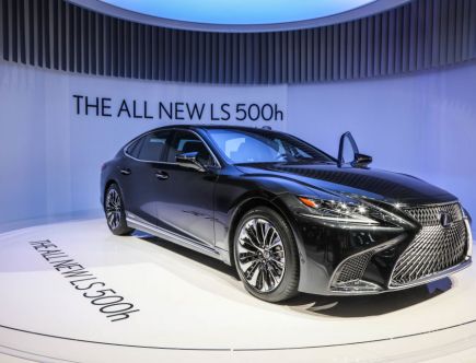 The 2020 Lexus LS500h Is a Waste of $100K
