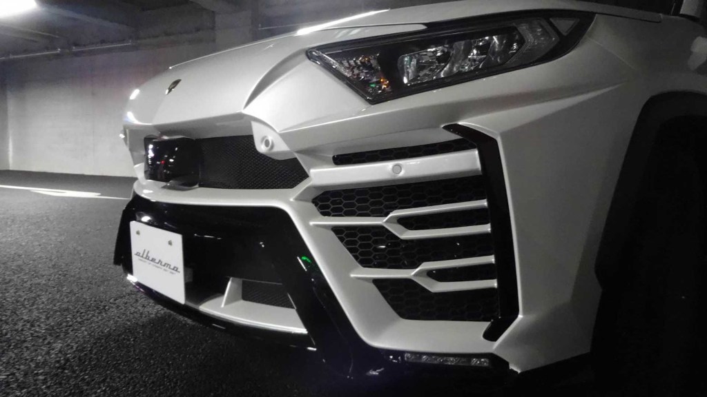 Toyota Rav4 into a Lamborghini Urus | Albermo.jpg