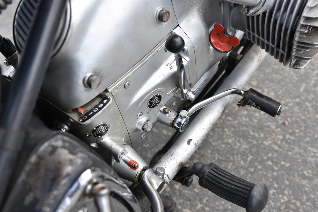 The shifter and low-high-range selector of the 1953 Condor A580