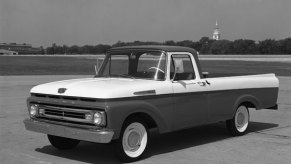 two-tone 1961 Ford F-series Unibody pickup