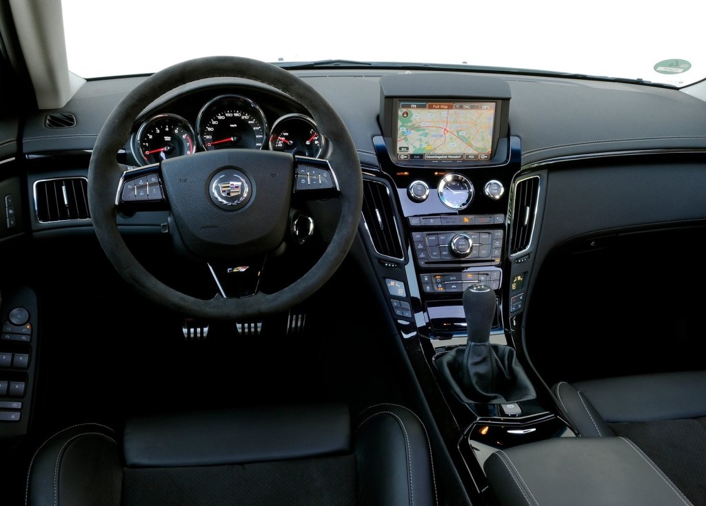 Dashboard and front interior space of the 2011 Cadillac CTS-V Wagon