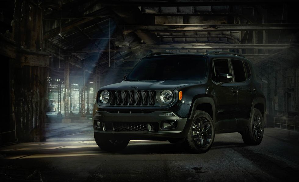 front shot of jeep renegade dawn of justice