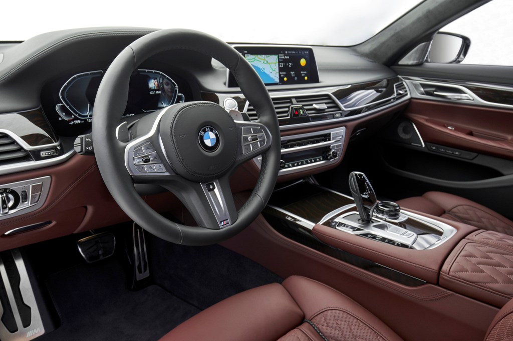 2020 BMW 745Le xDrive | BMW