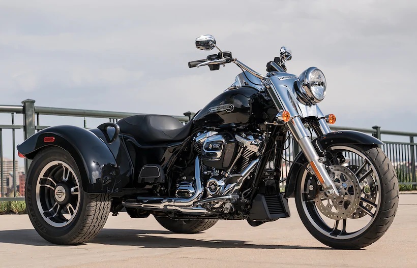 Black 3-wheeled 2020 Harley-Davidson Freewheeler