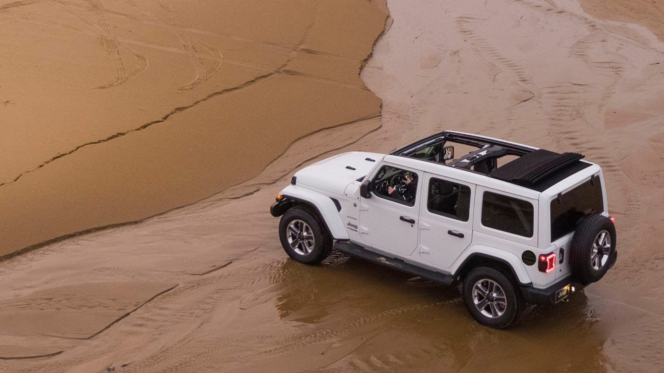 The Jeep Wrangler Is Ditching Its Cheapest Mild Hybrid Option