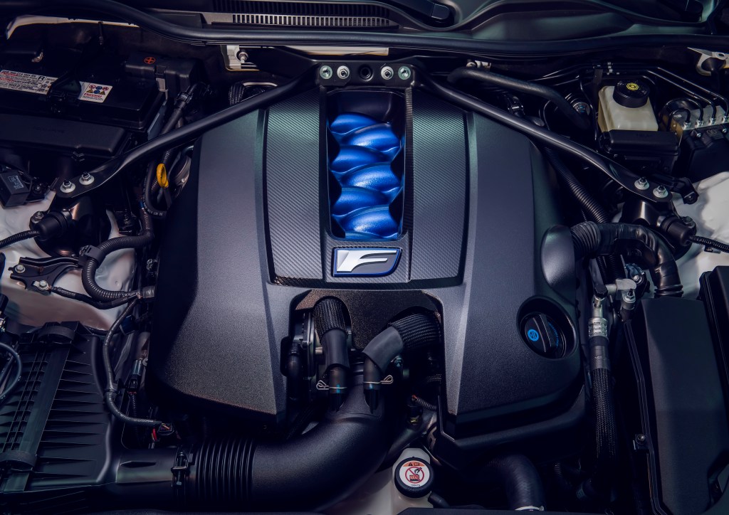 Lexus RC-F Track Edition Engine