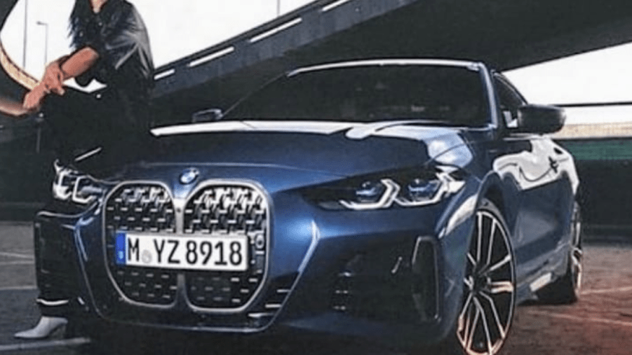 2021 leaked BMW 4-Series showiong beaver fang grille with model
