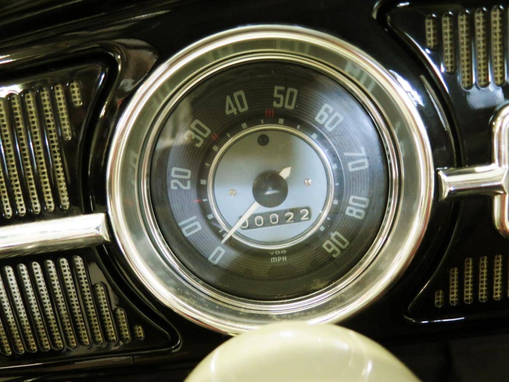 23-mile 1964 Volkswagen beetle in black speedometer