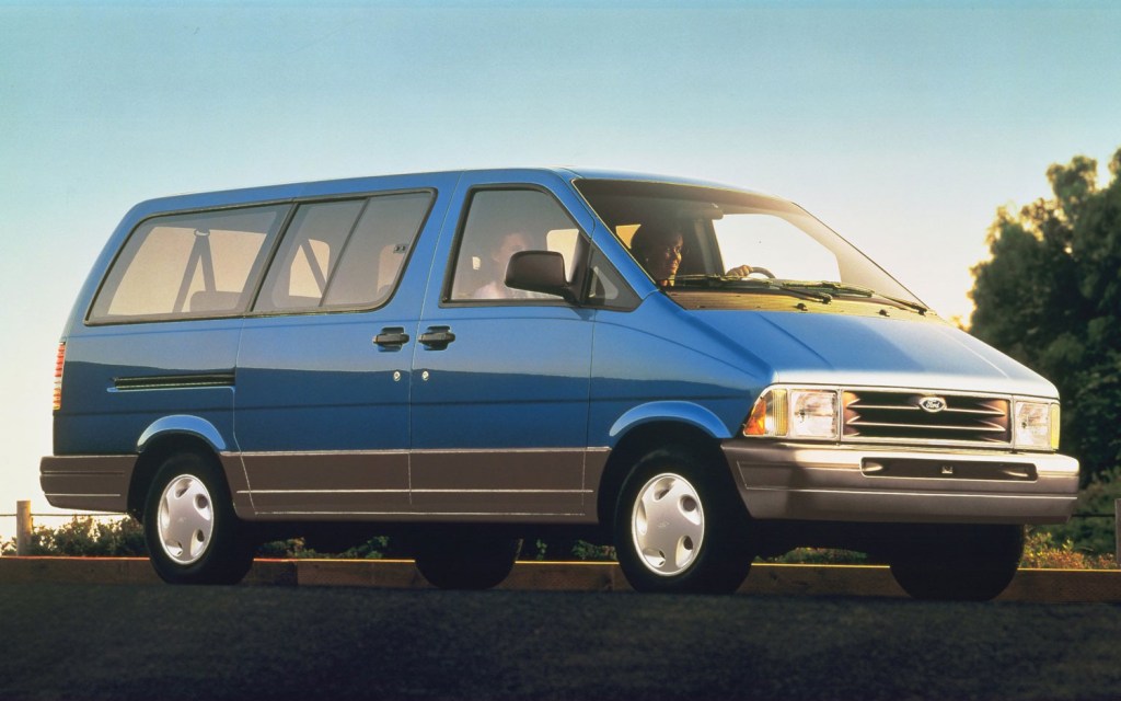Ford Aerostar is a great big used van, here is a 1996 one in bright blue