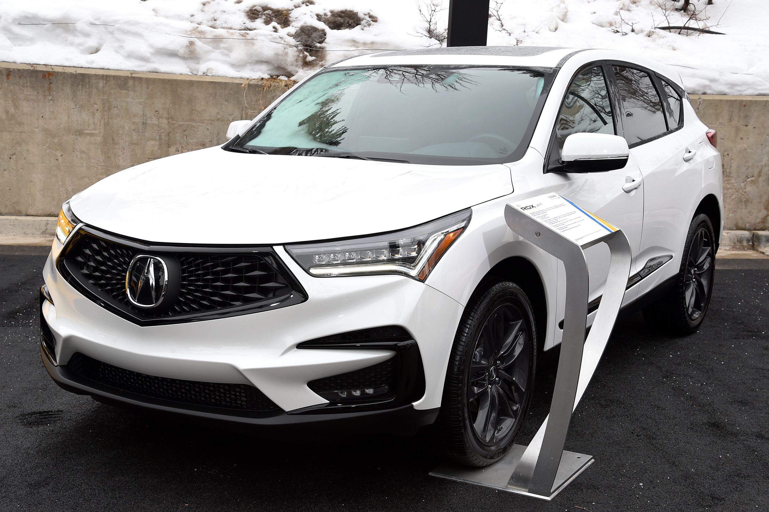 2020 Acura RDX vs. Volvo XC60: The Better Compact Luxury SUV Is Clear