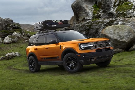 Does the 2021 Ford Bronco Have a V8?