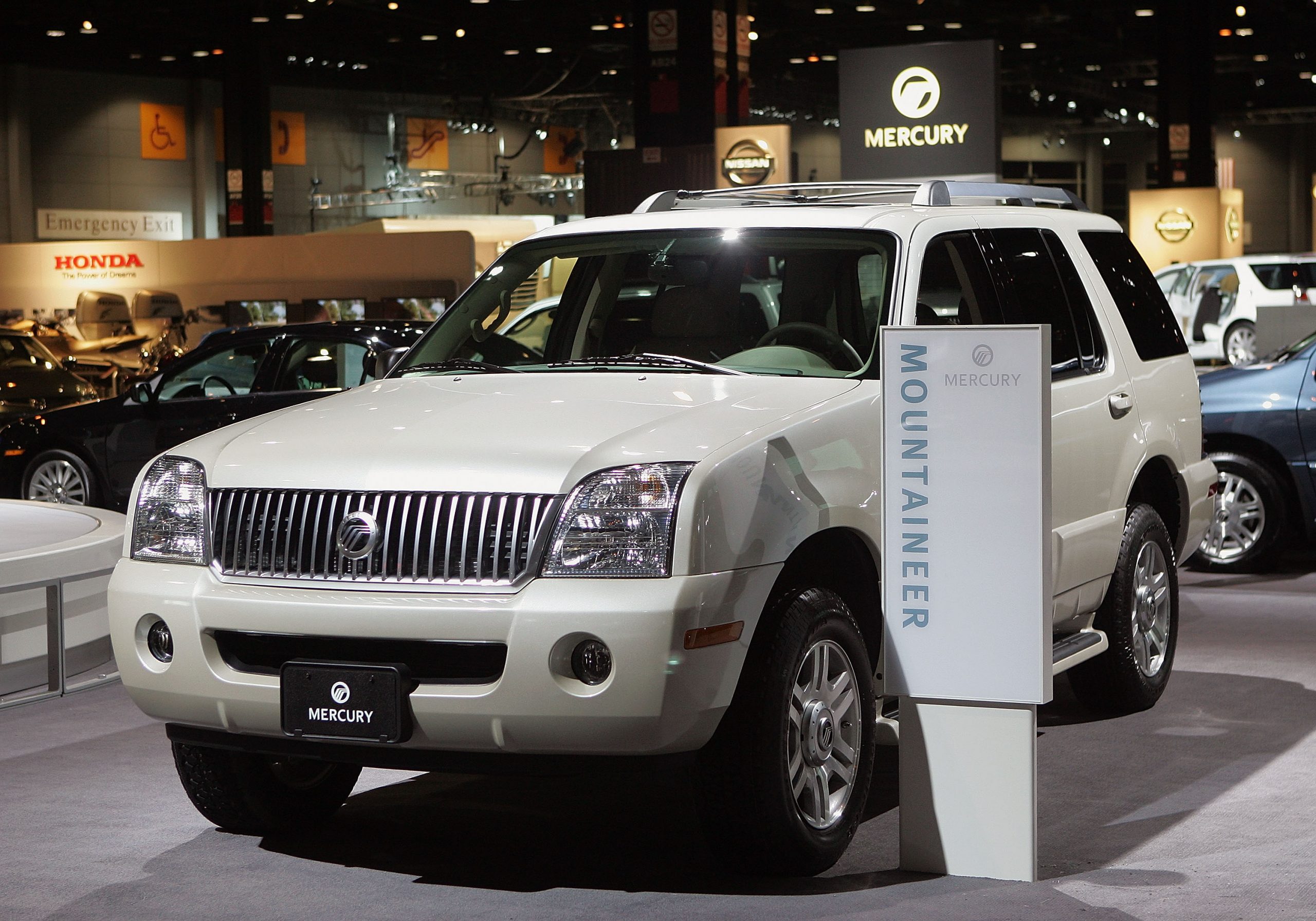 A Mercury Mountaineer on display at an auto show