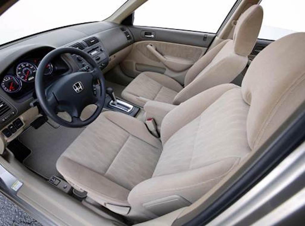 interior of the 2004 Honda Civic sedan