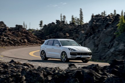 Avoid the 2020 Porsche Cayenne Turbo S e-Hybrid If You Want a Plug-in Hybrid