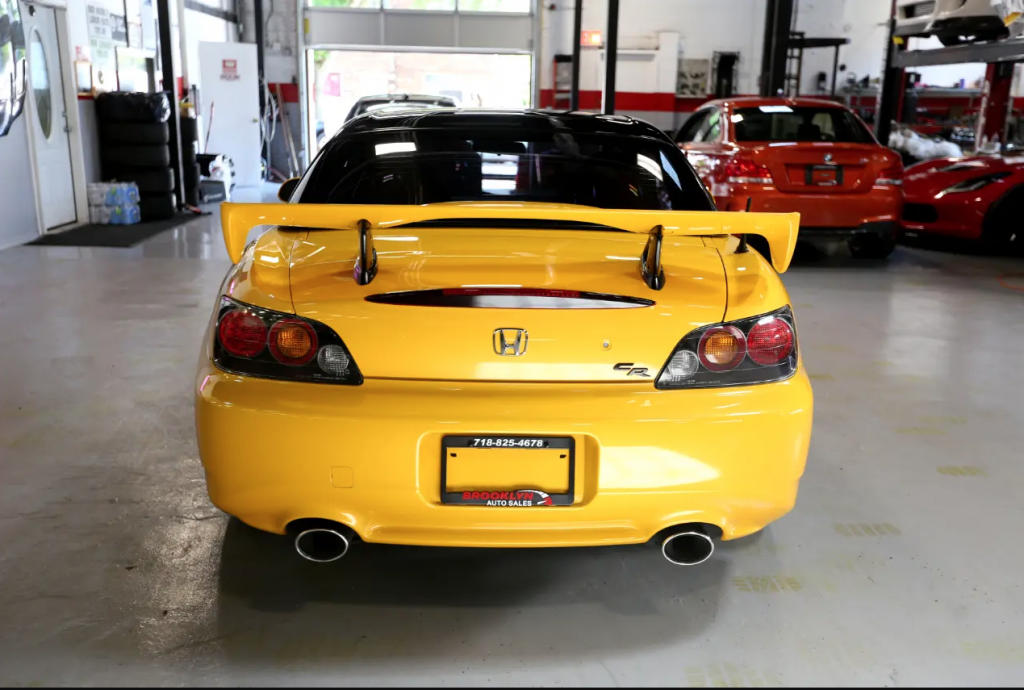 Would You Pay Over $70,000 for This 2008 Honda S2000 CR? - MotorBiscuit