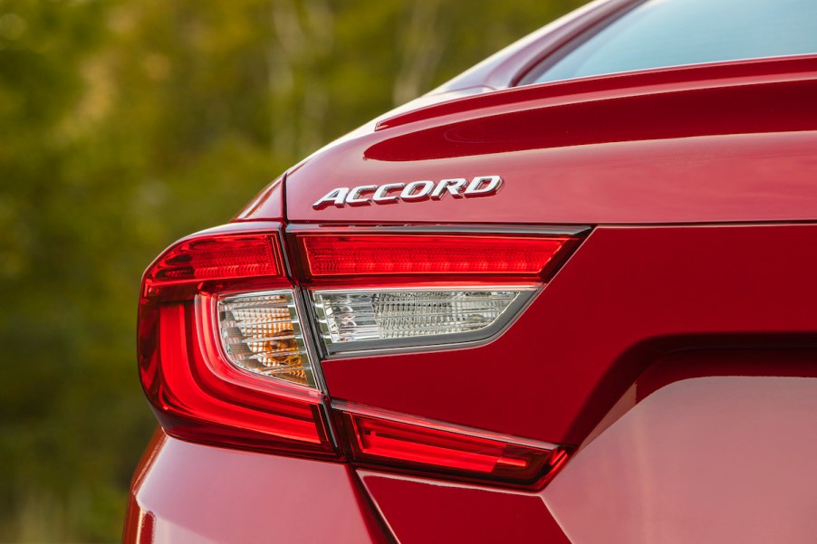 2020 Honda Accord Sport 2.0 taillight