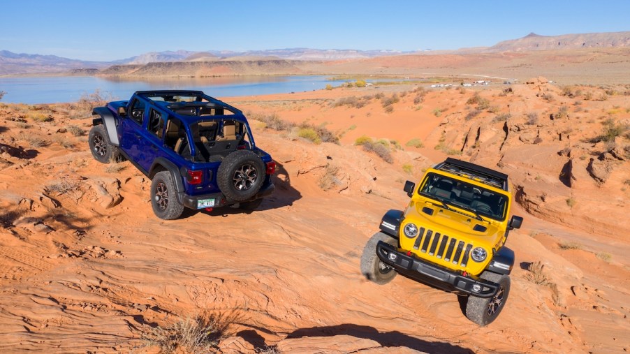 2020 Jeep® Wrangler Rubicon EcoDiesel off-roading in the desert