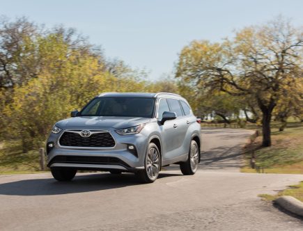 5 Reasons the 2020 Toyota Highlander Hybrid Is Perfect for Realtors