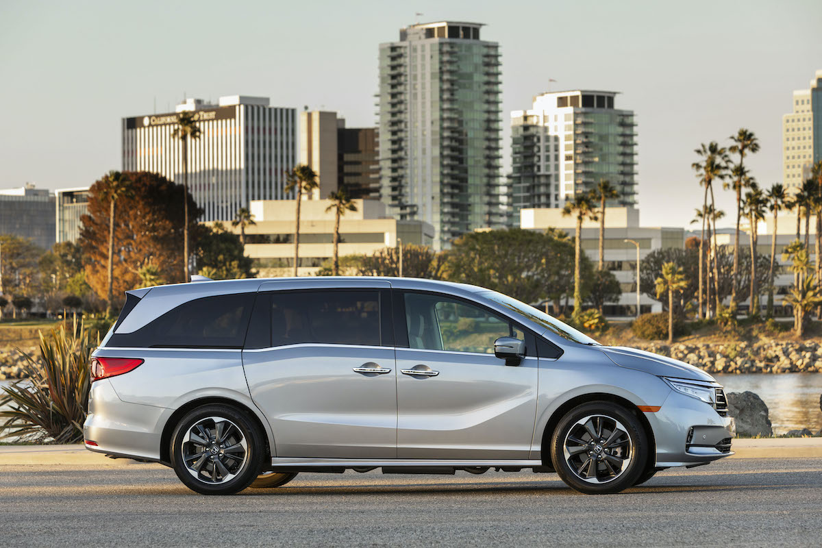 2021 Honda Odyssey parked in front of palm trees