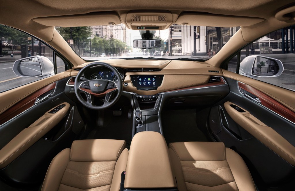 The XT5 features a well-padded, elegant car cabin.