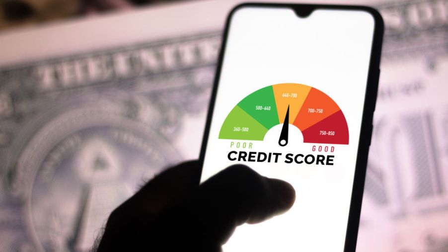 Why Car Dealers Don’t Care About Your Online Credit Score
